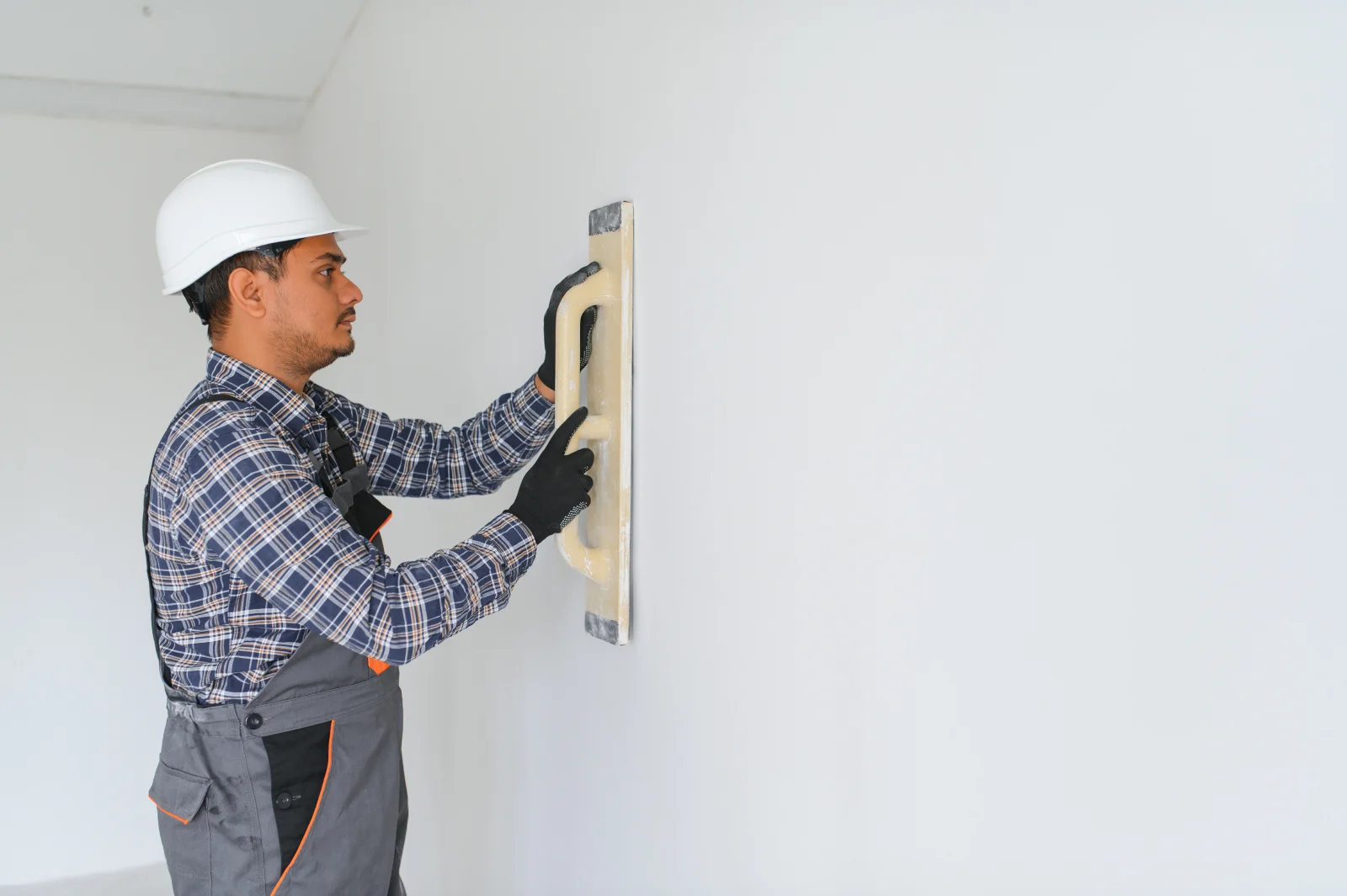 Drywall repair resource for Phoenix homeowners.
