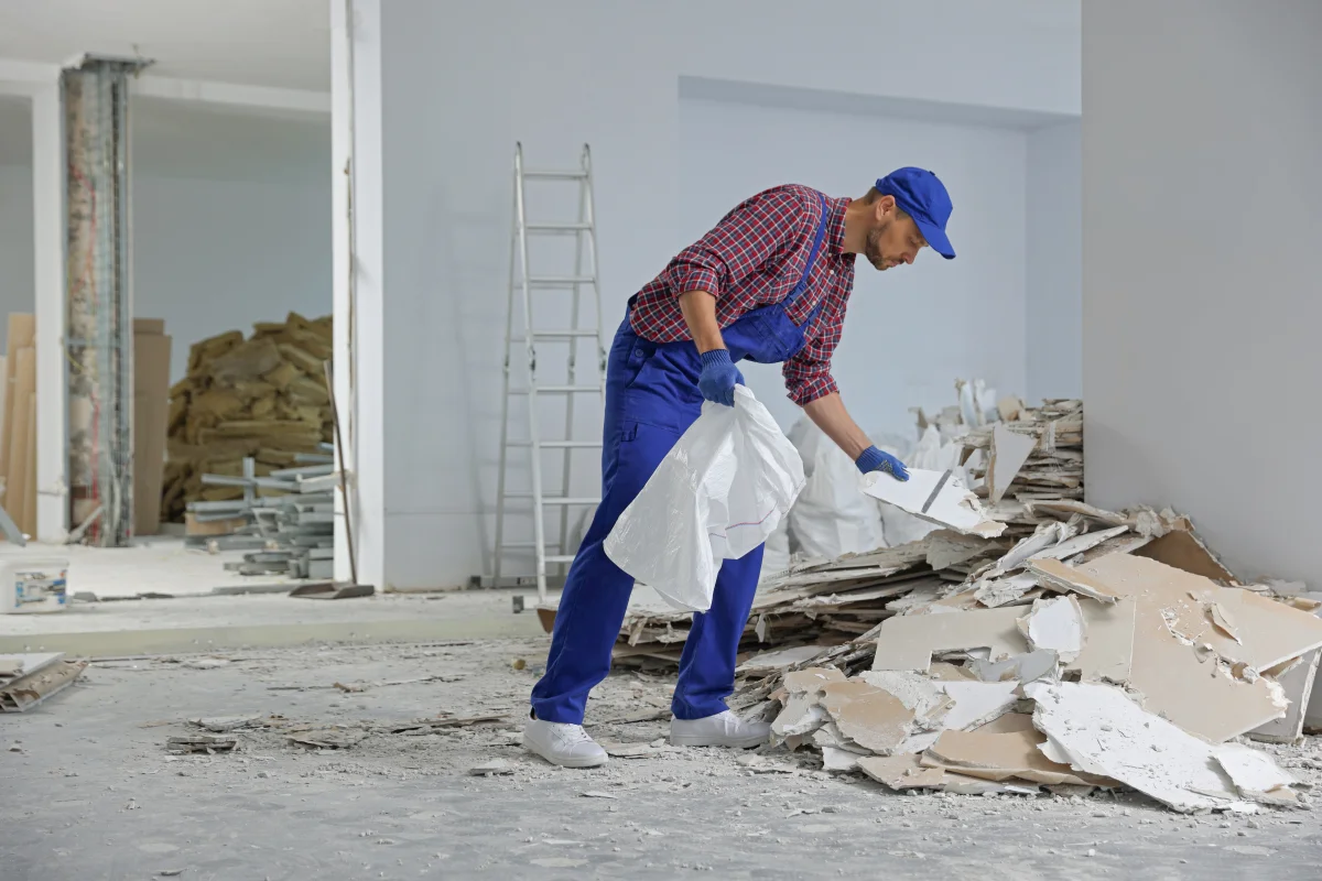 Construction cleaning services resource for Phoenix, Arizona builders and property managers.