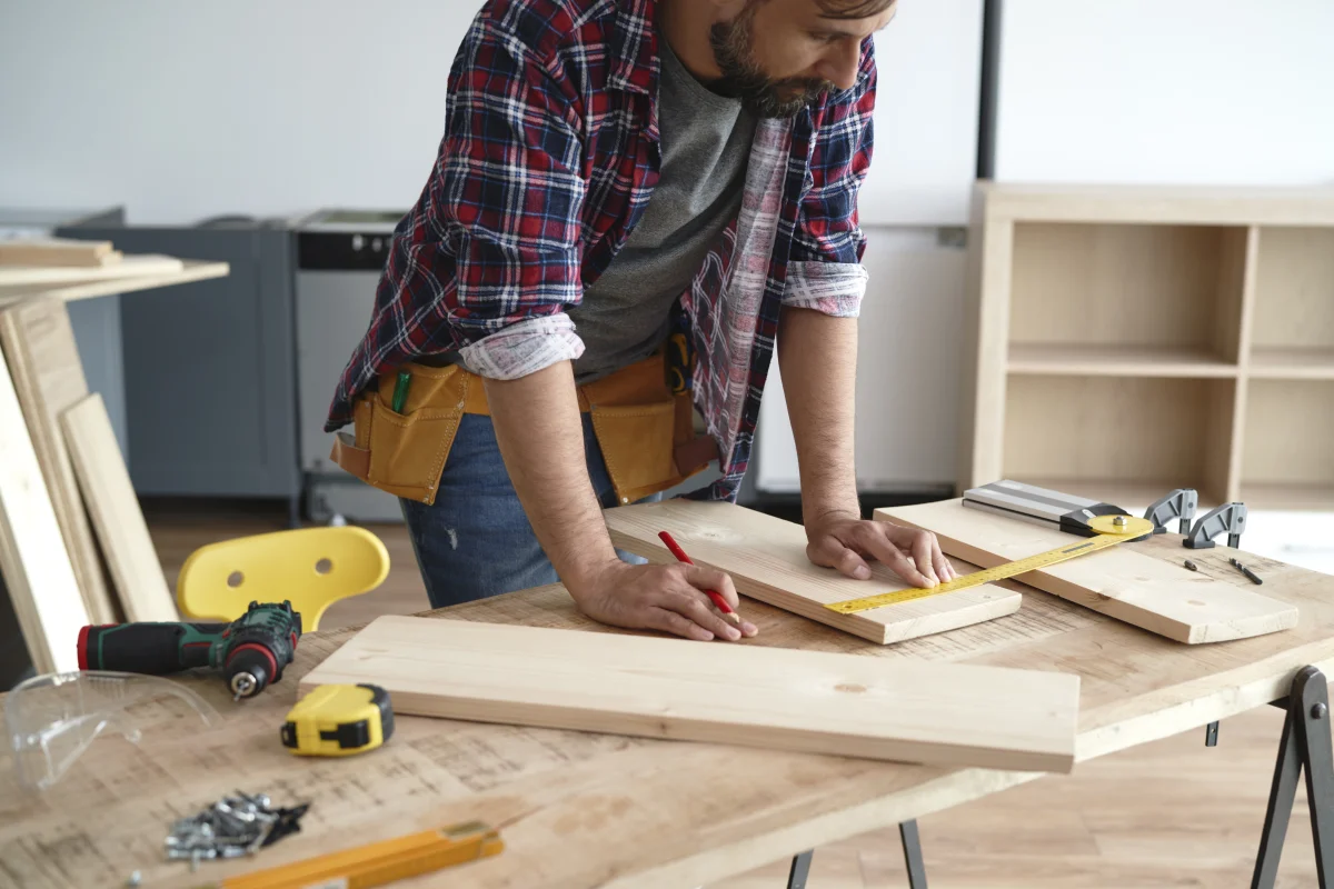 Custom bookshelves resource for Phoenix homeowners.