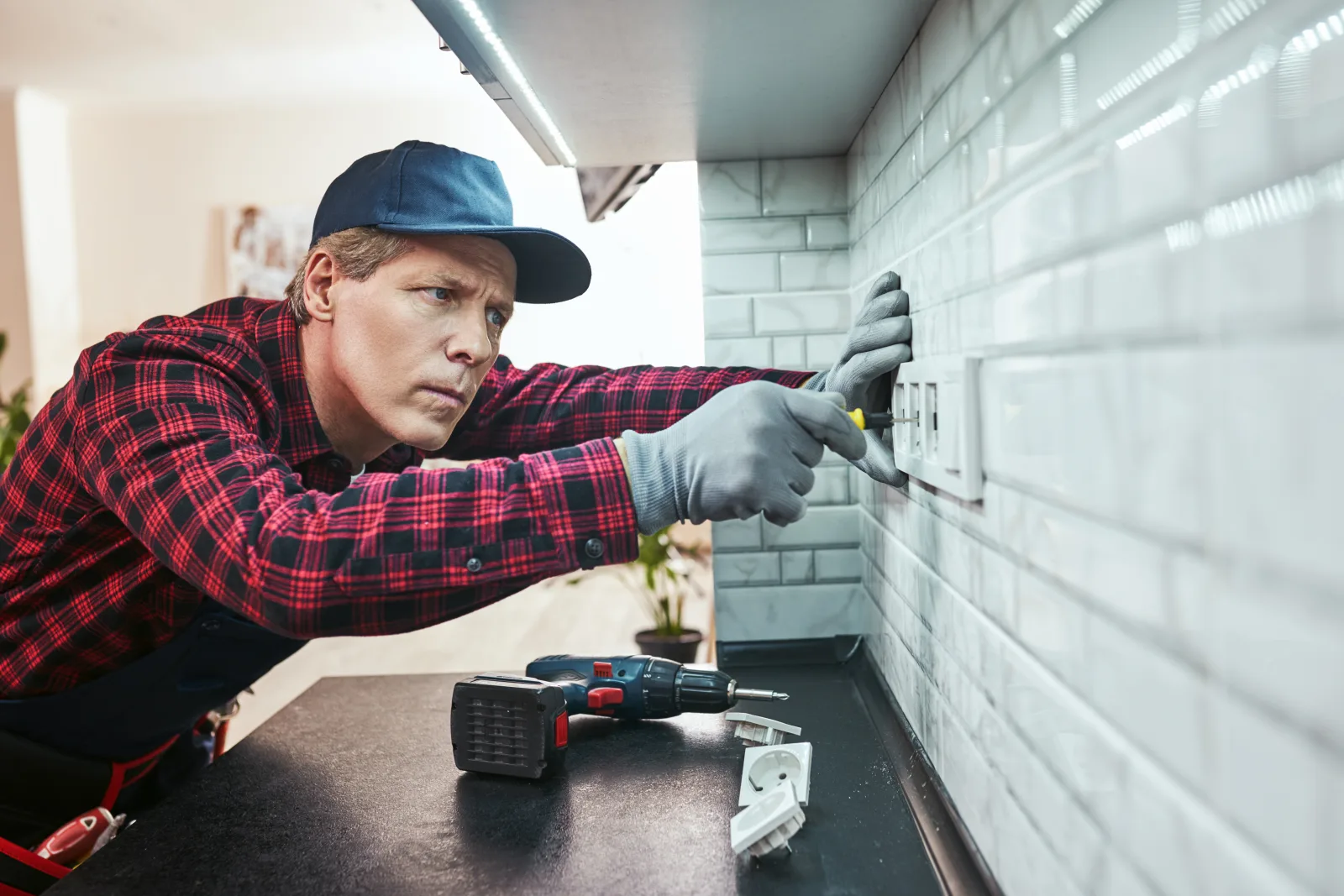GFCI outlet installation resource for Phoenix, Arizona homeowners.