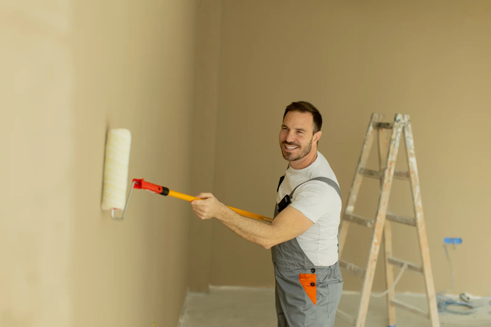 Interior painting resource for Phoenix homeowners.