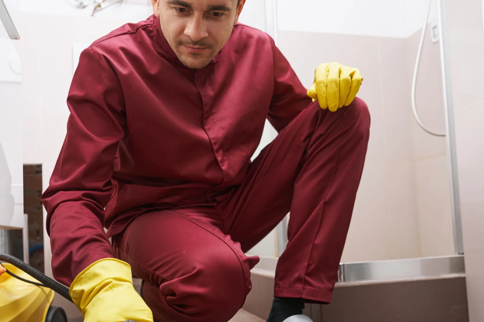 Tile and grout cleaning resource for Phoenix, Arizona homeowners.
