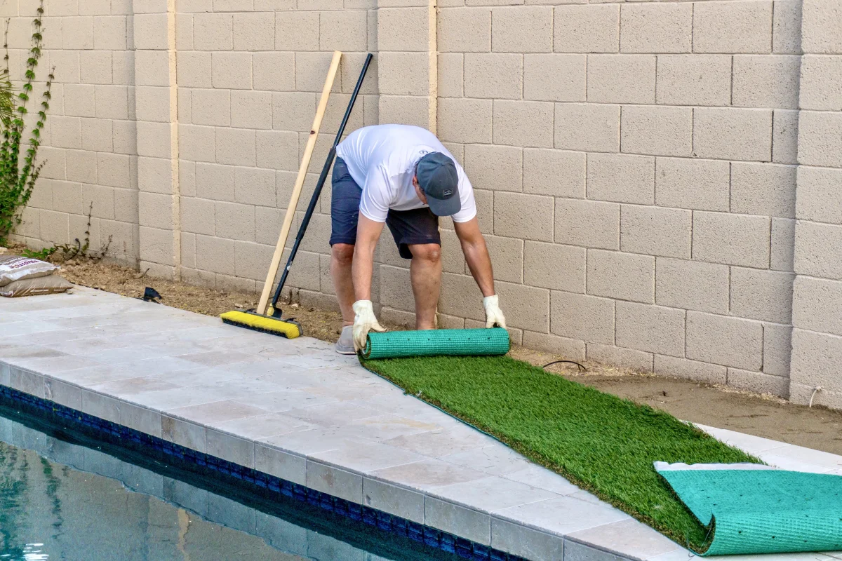Turf installation resource for Phoenix homeowners.