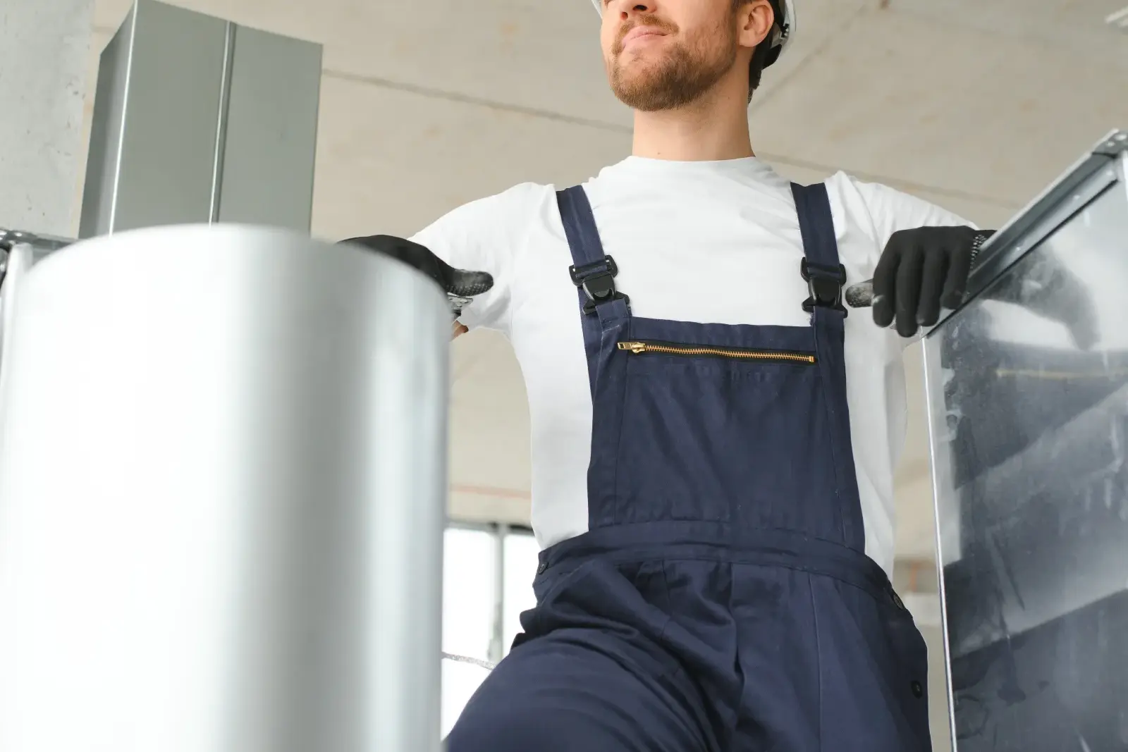 Walk-in cooler repair resource for Phoenix, Arizona restaurants and businesses.